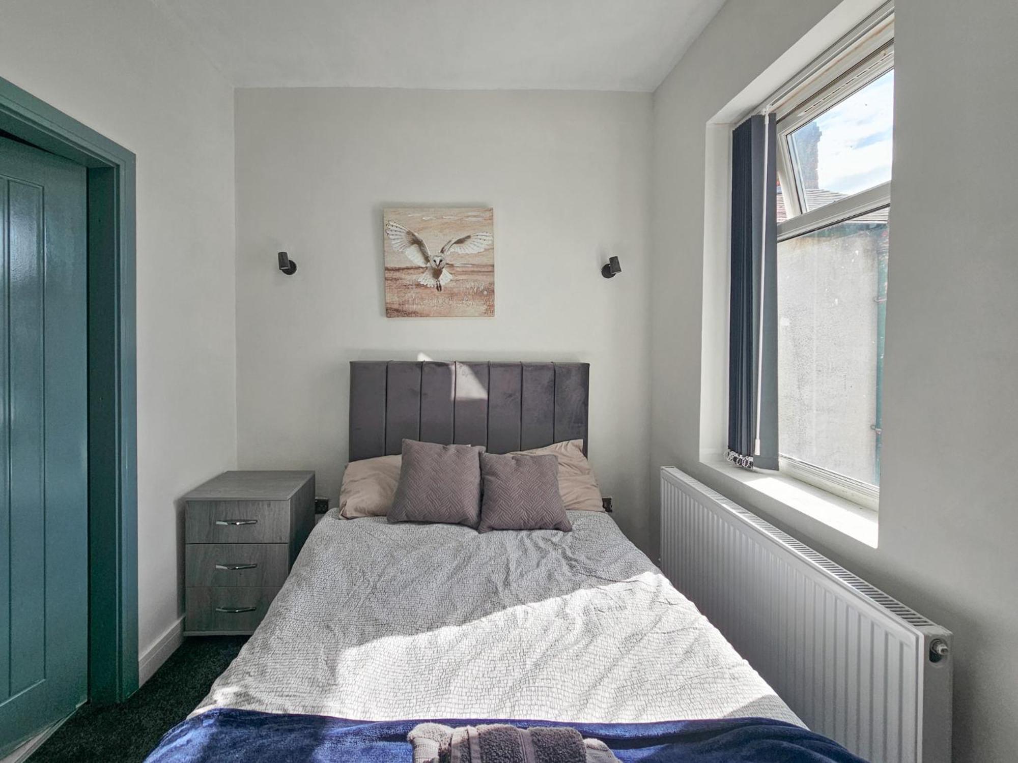 Selvedge Hideout 5min To With Street Parking * Manchester